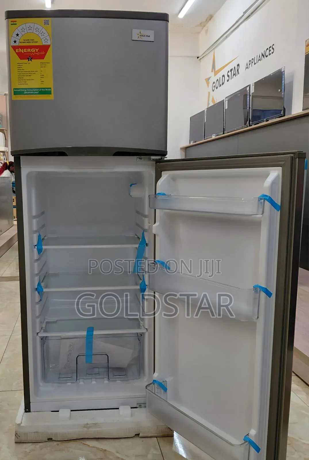 139L Goldstar Fridge