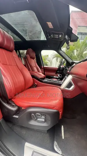 Land Rover Range Rover Vogue 2015 Black