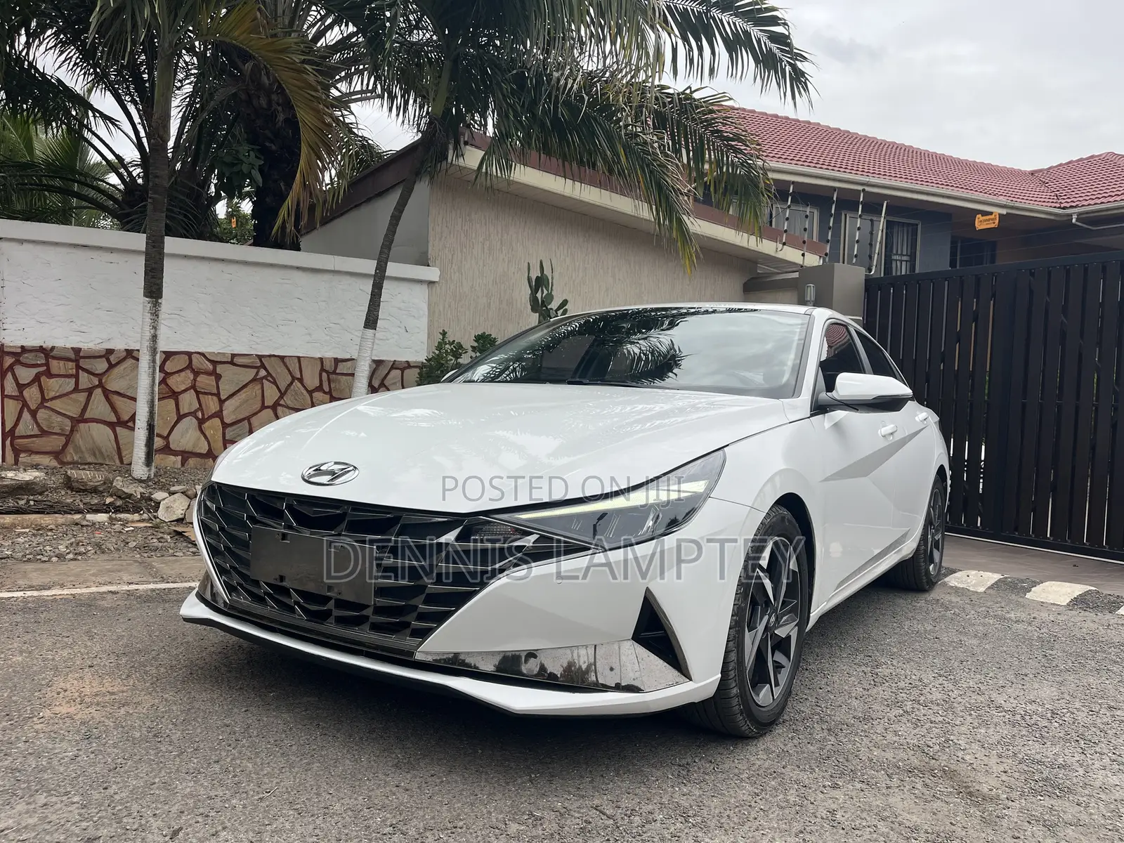 Hyundai Elantra 2023 White