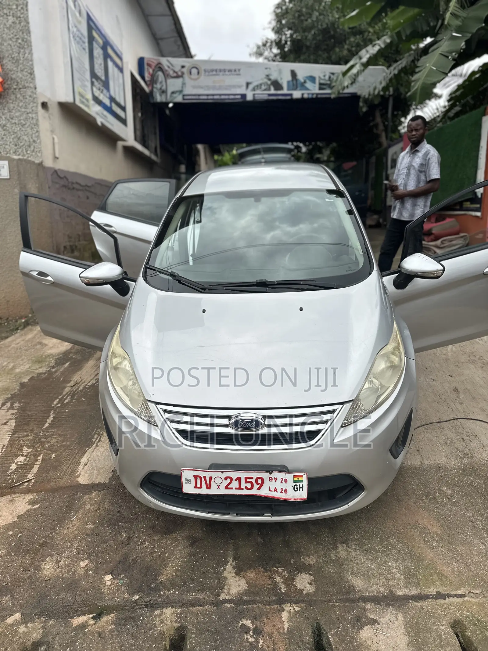 Ford Fiesta 2014 Silver