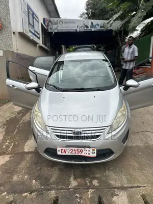 Ford Fiesta 2014 Silver