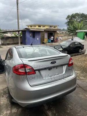 Ford Fiesta 2014 Silver