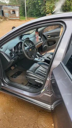 Chevrolet Cruze 1LT Auto 2013 Gray