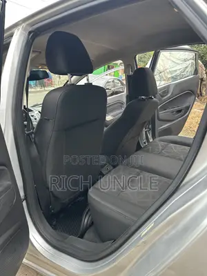 Ford Fiesta 2014 Silver