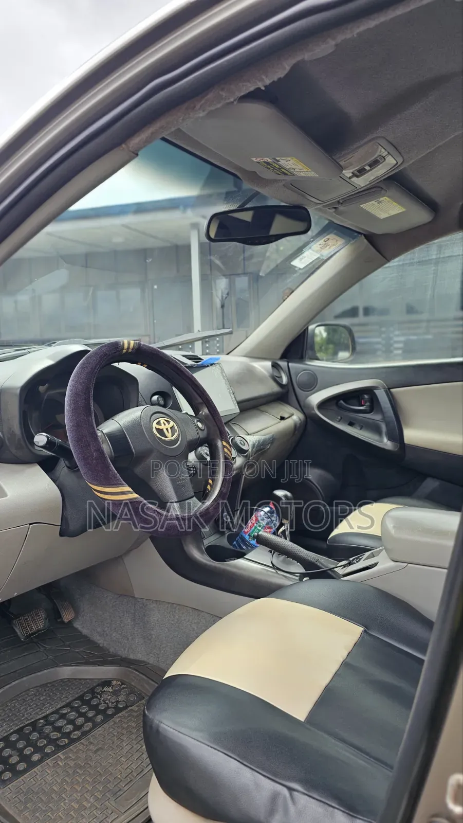 Toyota RAV4 2.5 4x4 2010 Gold