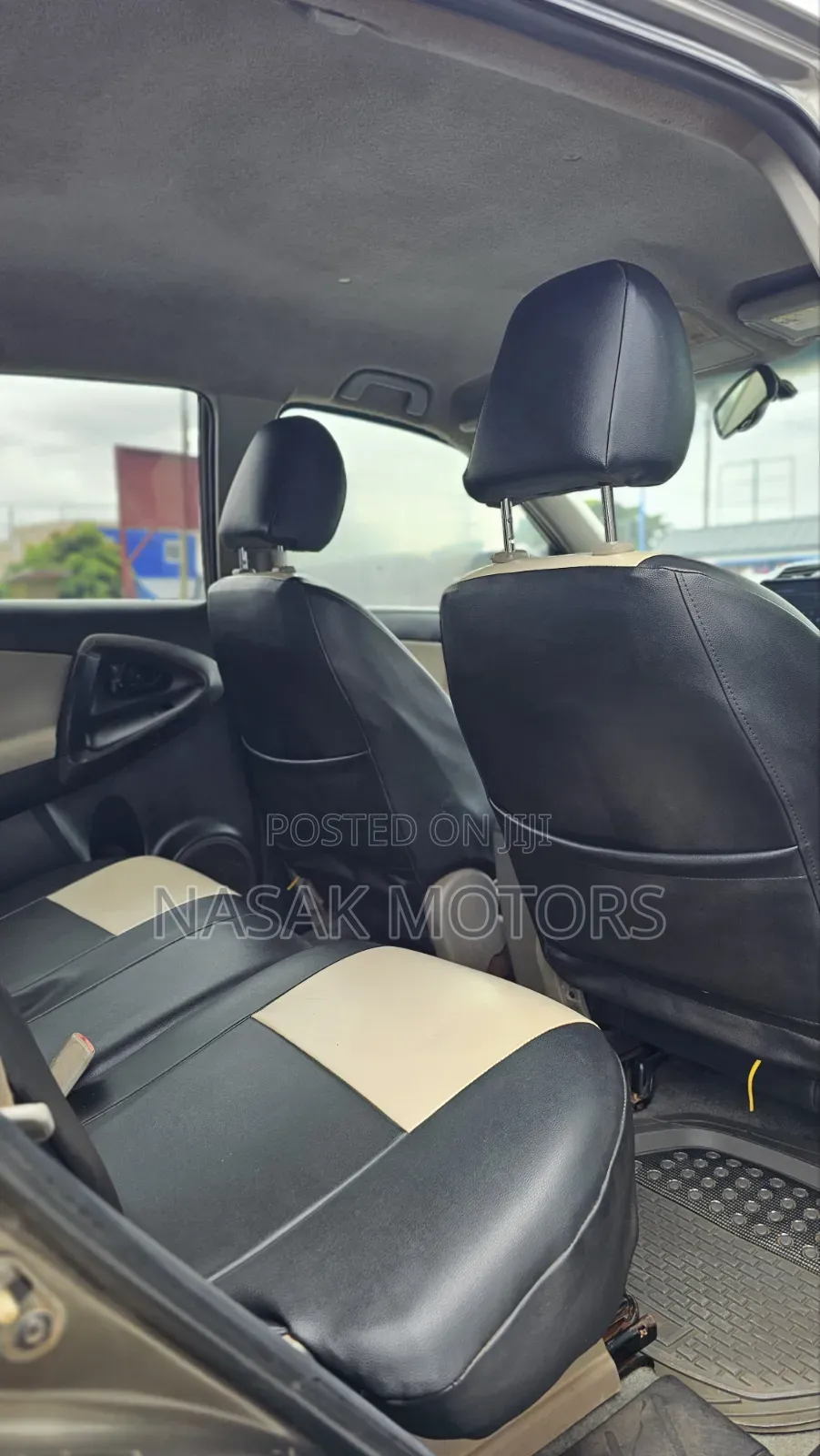 Toyota RAV4 2.5 4x4 2010 Gold