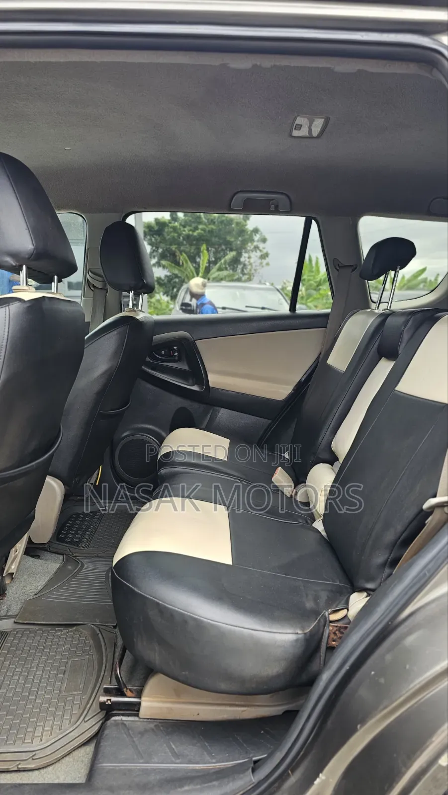 Toyota RAV4 2.5 4x4 2010 Gold