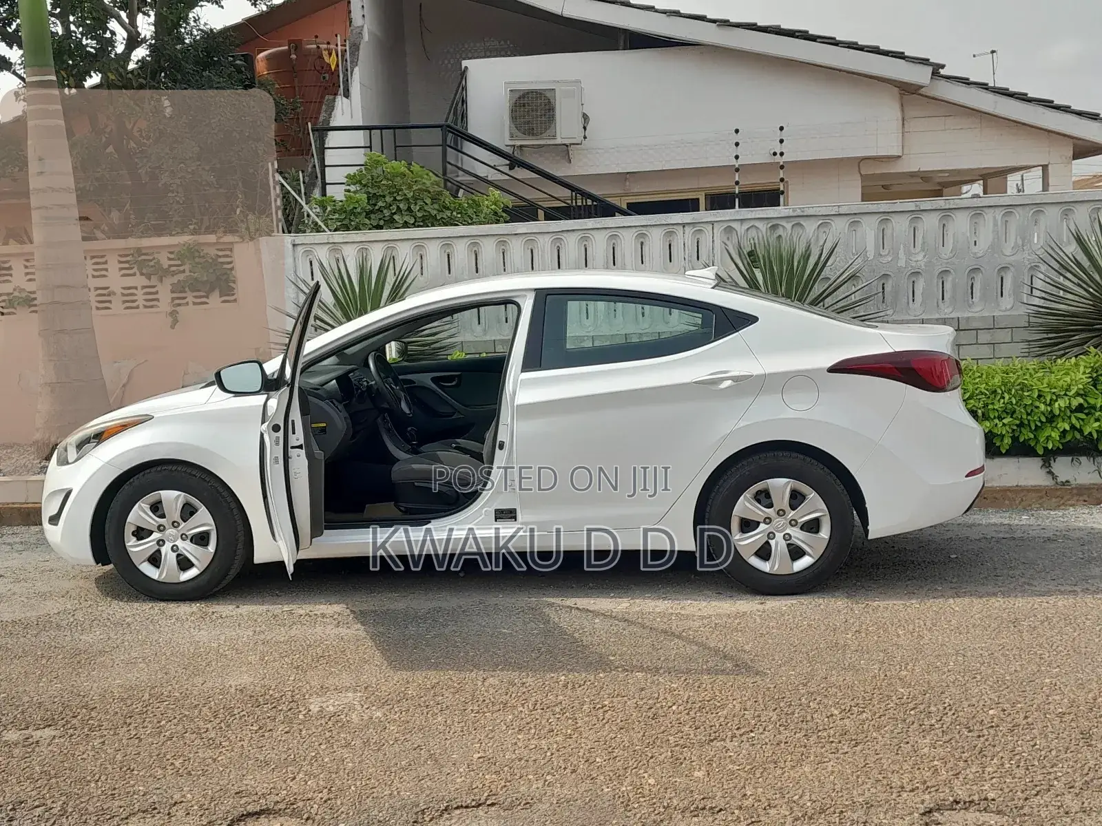 Hyundai Elantra 2016 White
