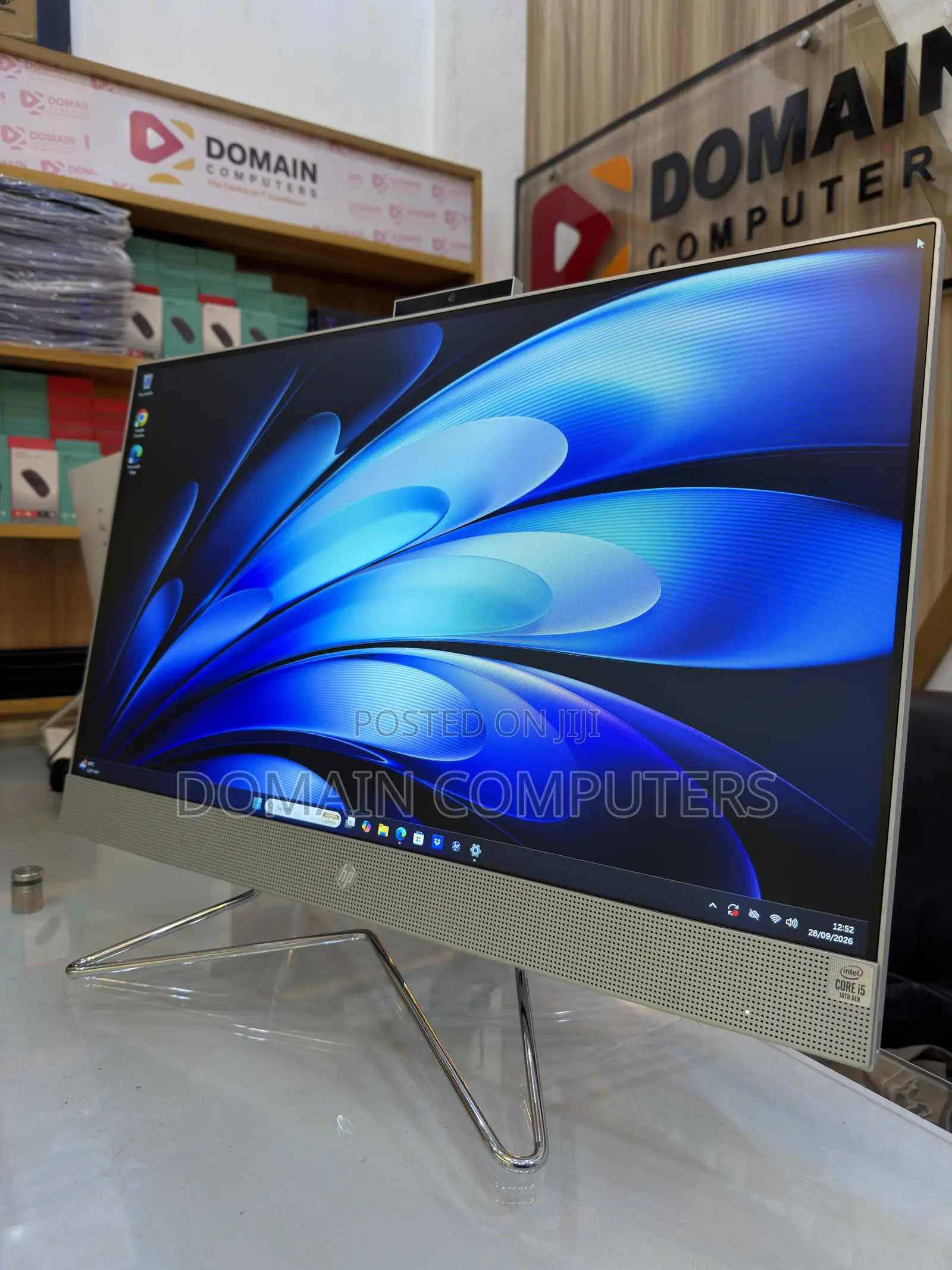 *HP All-in-One (AIO) 27-Dp0xxx*