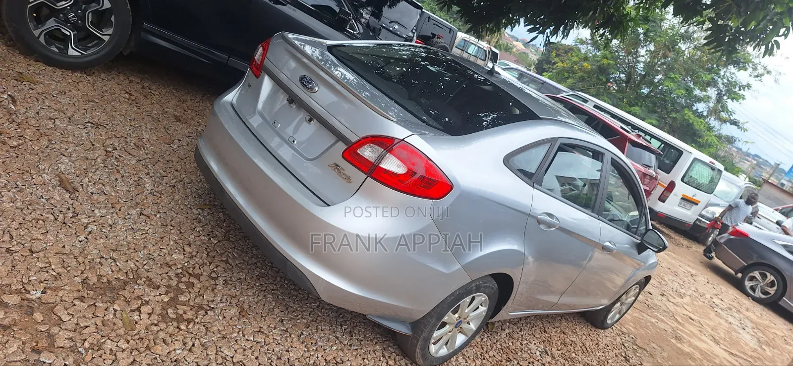Ford Fiesta SE 4dr Hatchback (1.6L 4cyl 5M) 2014 Silver