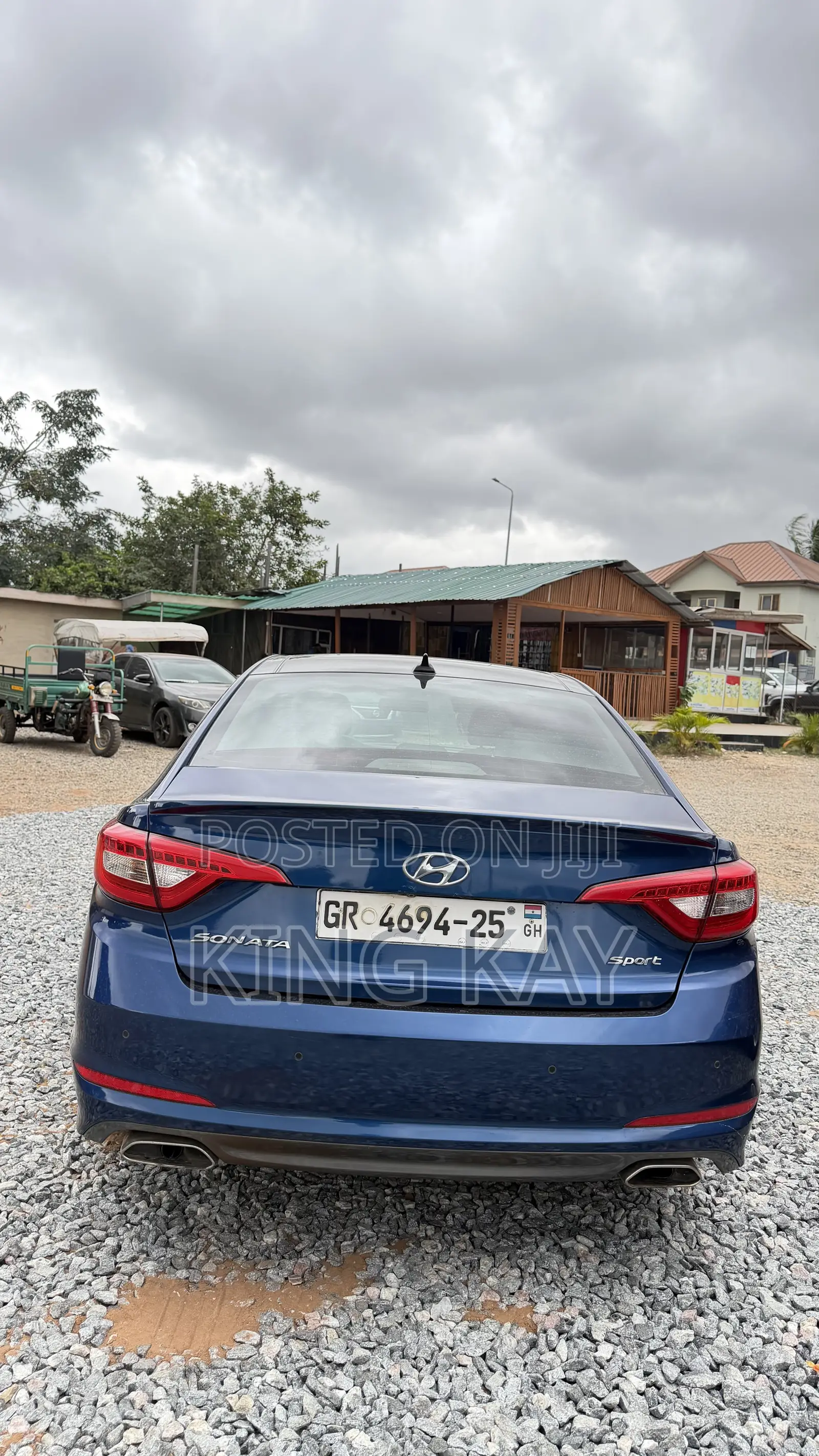 Hyundai Sonata Limited Sedan FWD (2.4L 4cyl 6A) 2016 Blue