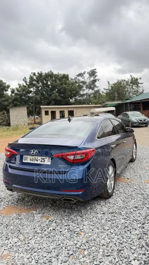 Hyundai Sonata Limited Sedan FWD (2.4L 4cyl 6A) 2016 Blue