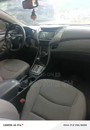 Hyundai Elantra GLS Sedan FWD (1.8L 4cyl 6A) 2013 White