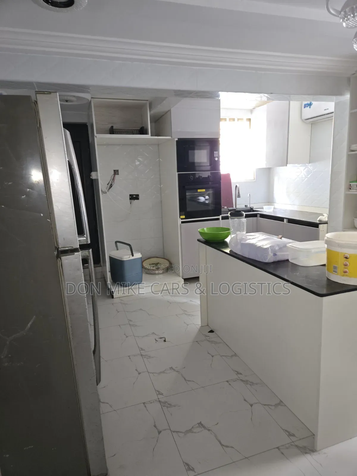 10bdrm House in 10 Bedroom Storey, Keep Fit for sale