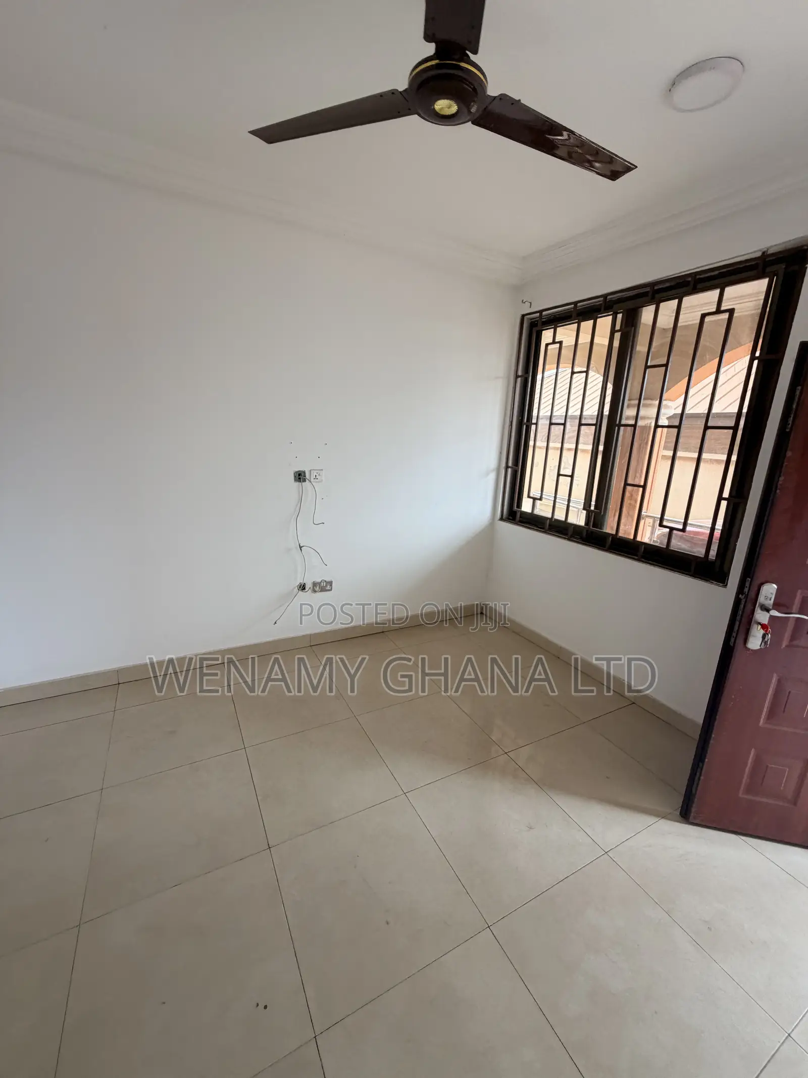 2bdrm Apartment in Community 25 Palace for rent