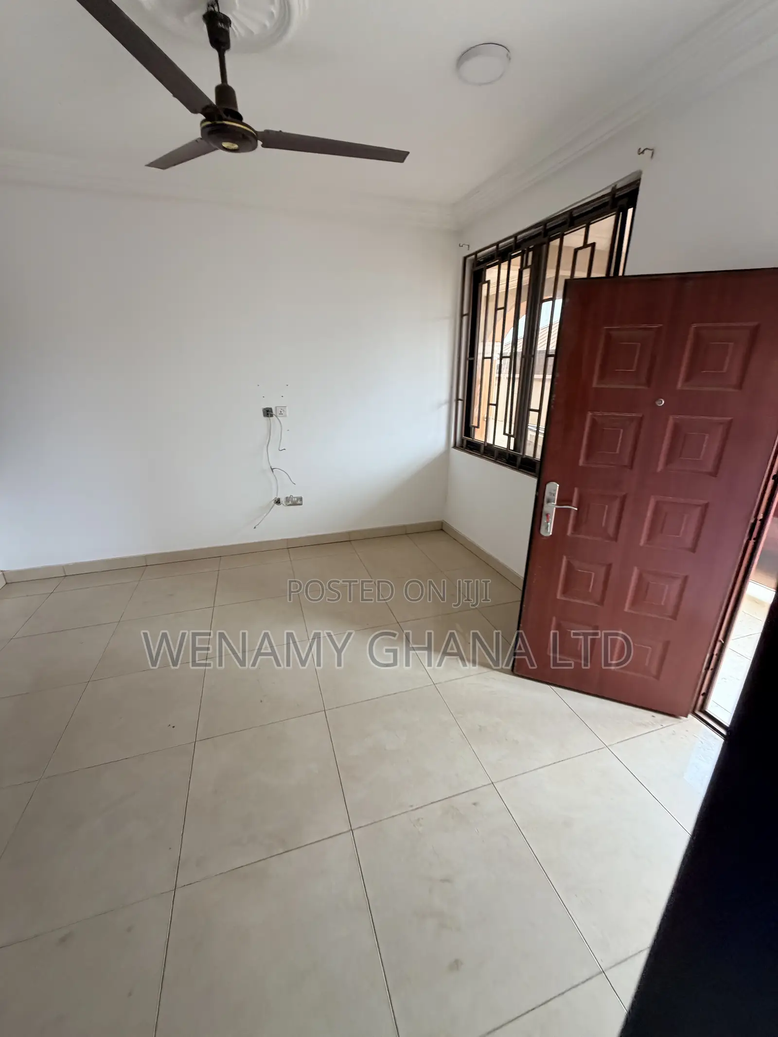 2bdrm Apartment in Community 25 Palace for rent