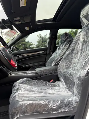 Honda Accord Sport (2.0L 4cyl Turbo 6M) 2019 White