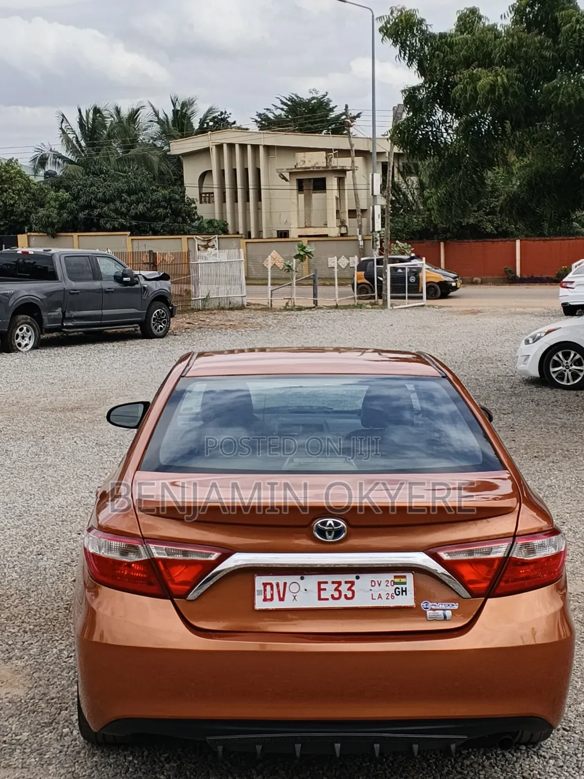 Toyota Camry 2015 Gold
