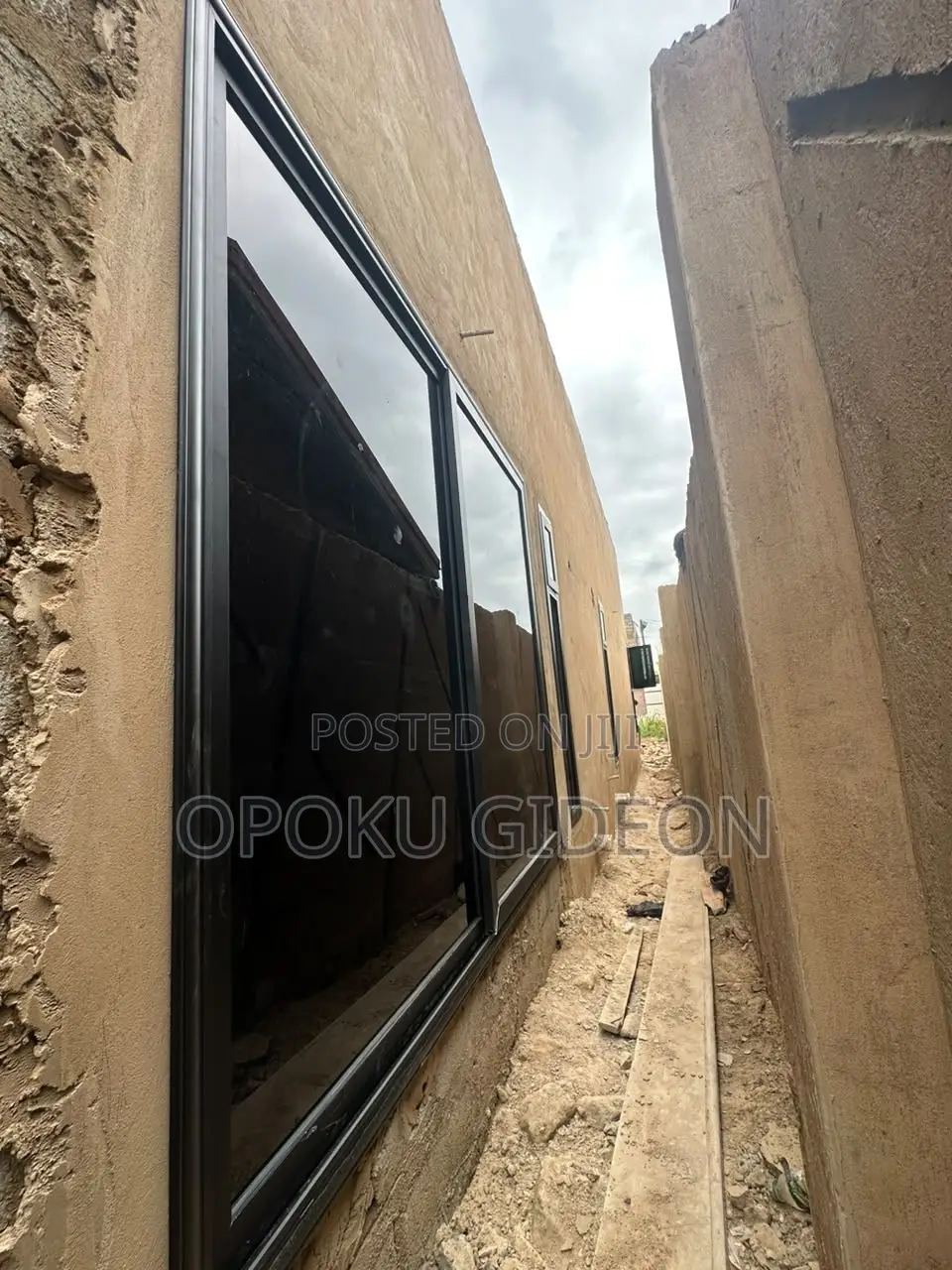 2bdrm House in Mayera, Pokuase for sale