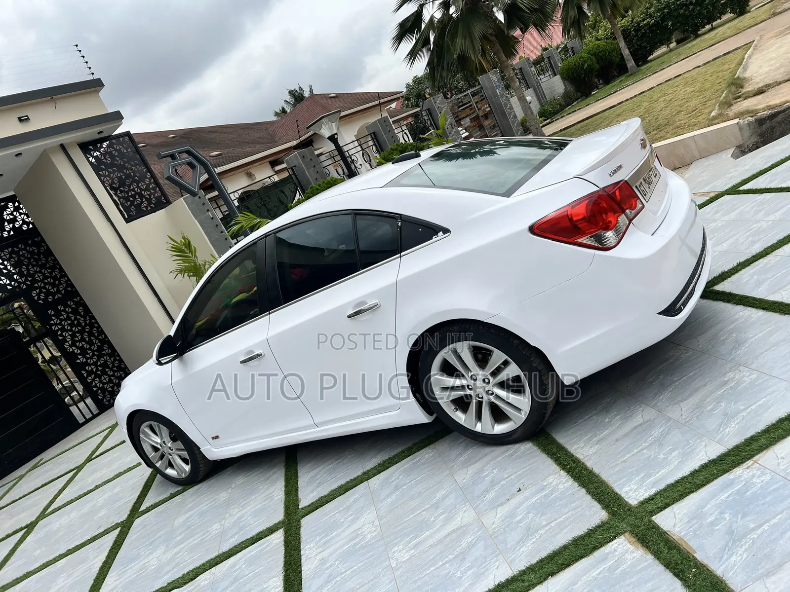 Chevrolet Cruze 2015 White