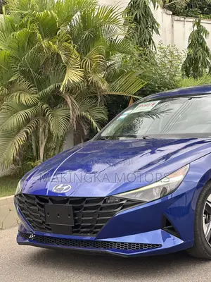 Hyundai Elantra SEL 2023 Blue