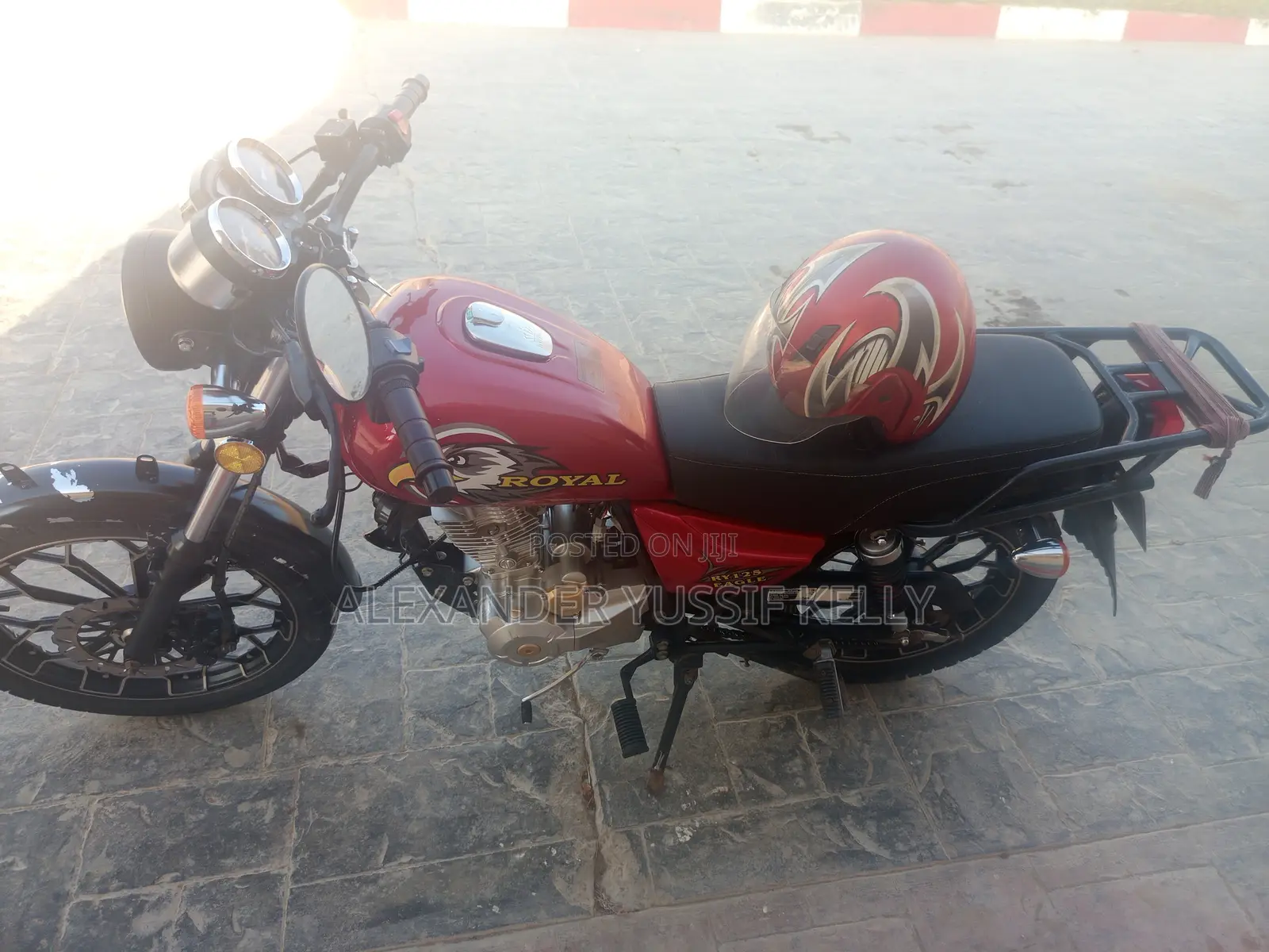 New Royal RY125 2025 Black
