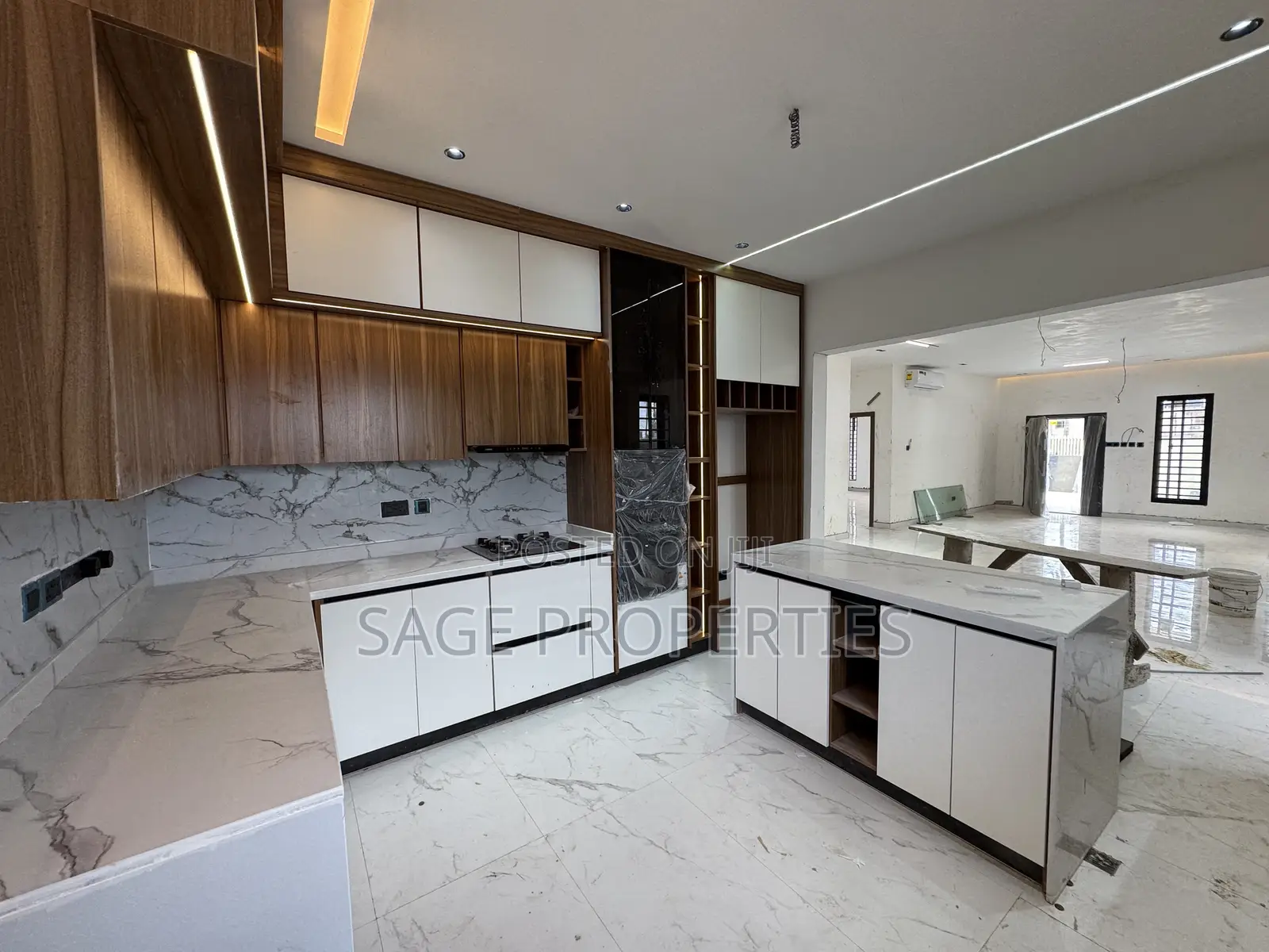 3bdrm House in Lake Side Estate for sale