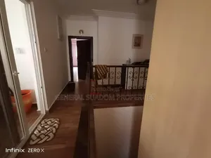 4bdrm Duplex in East Street, Boundary Road Area for sale