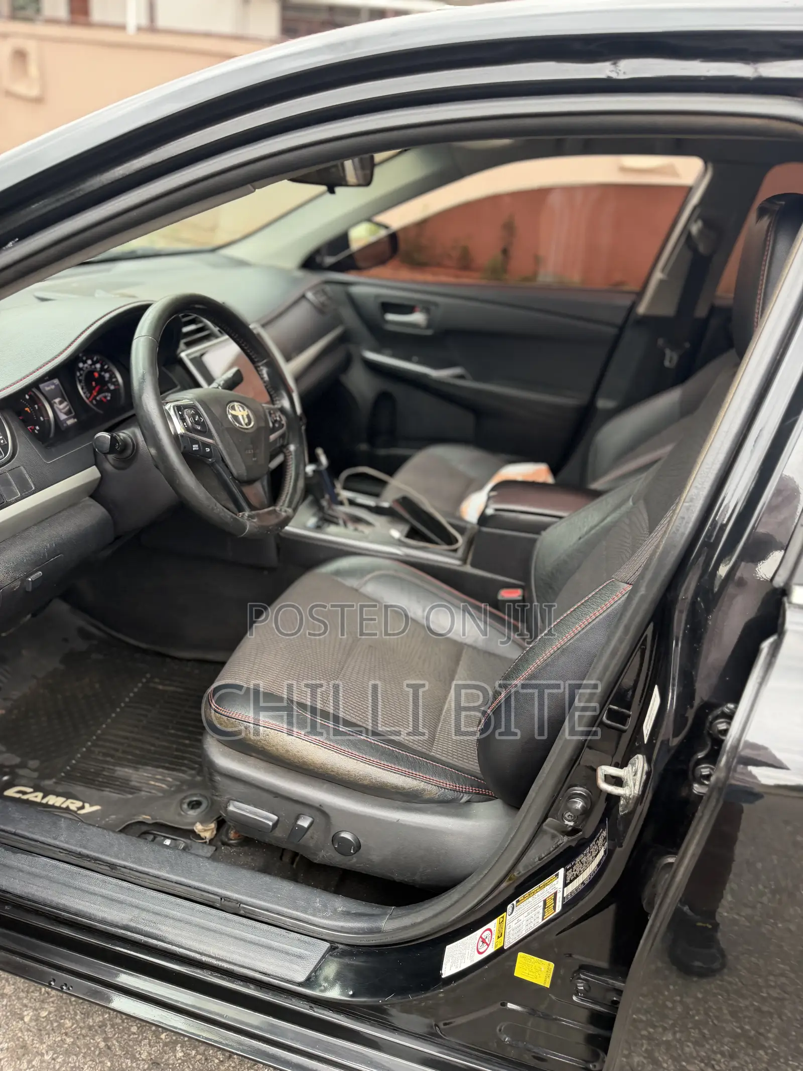 Toyota Camry SE 4dr Sedan (2.5L 4cyl 6A) 2016 Black