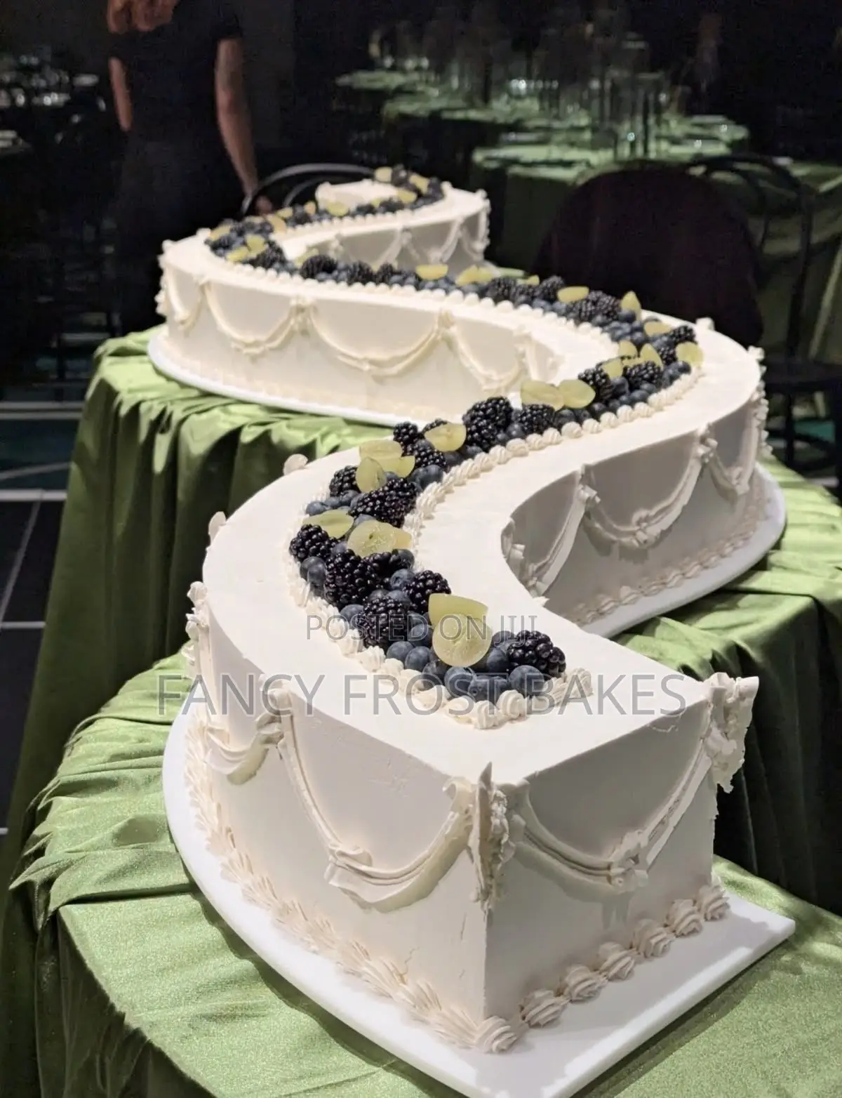 Serpentine Wedding Cake