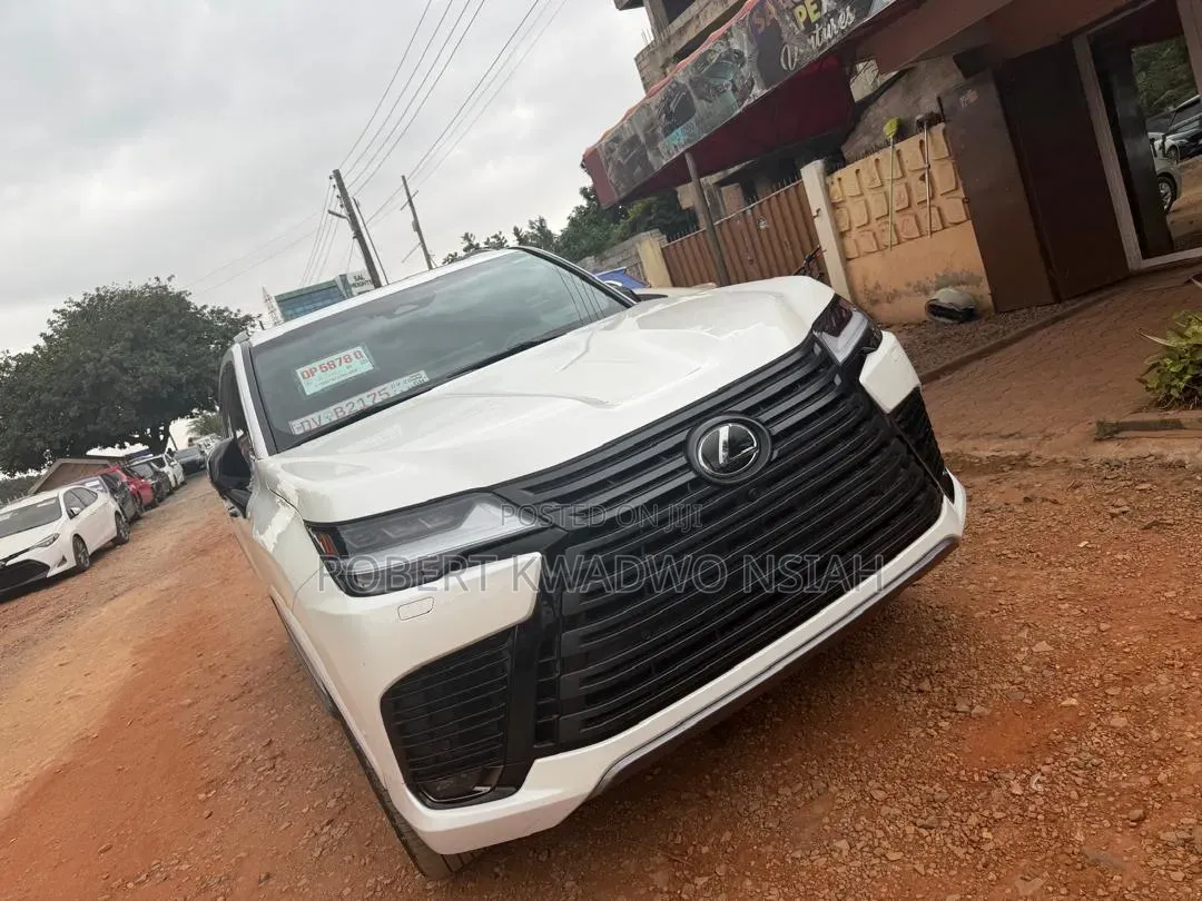 Lexus LX 700h 2025 White