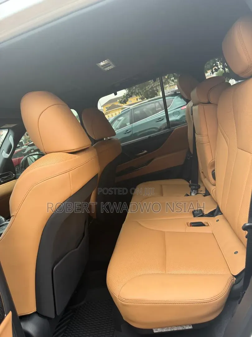 Lexus LX 700h 2025 White