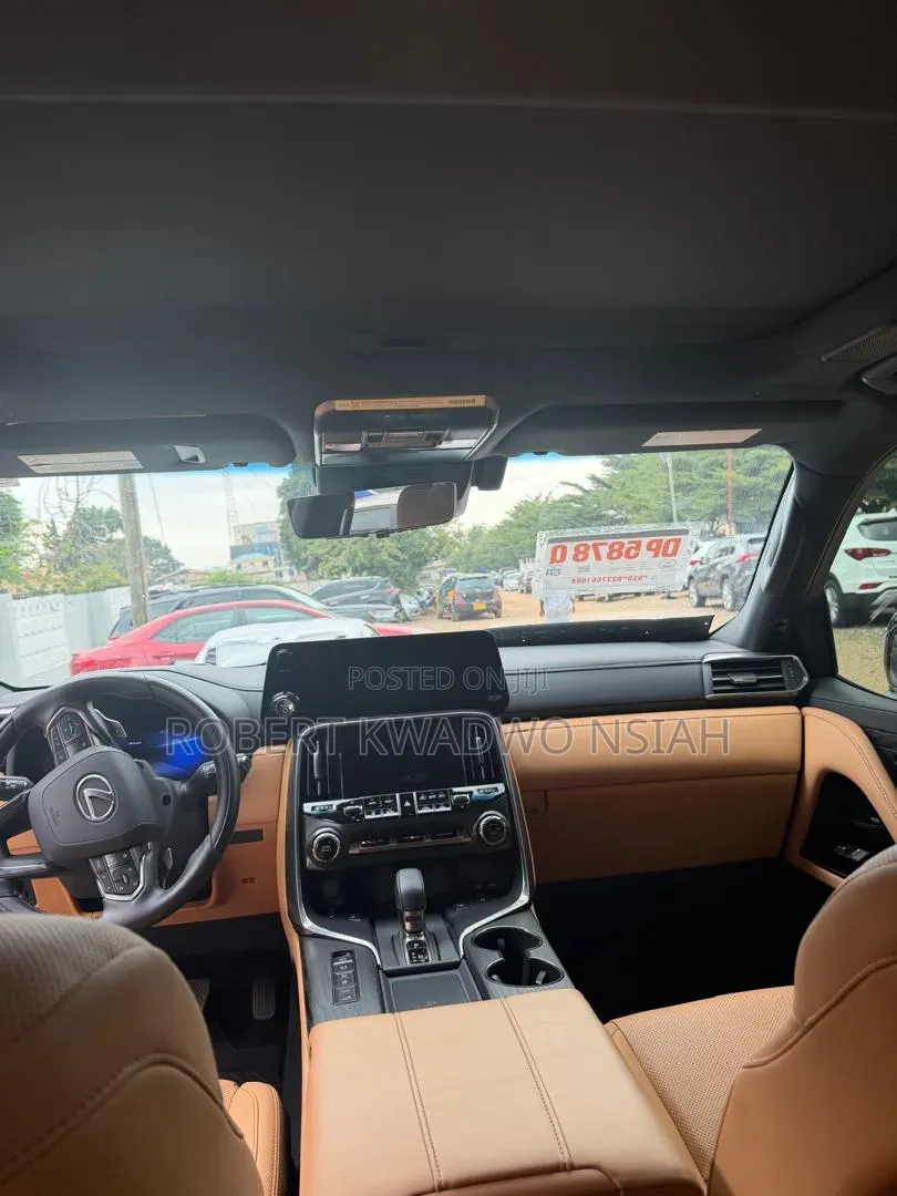 Lexus LX 700h 2025 White
