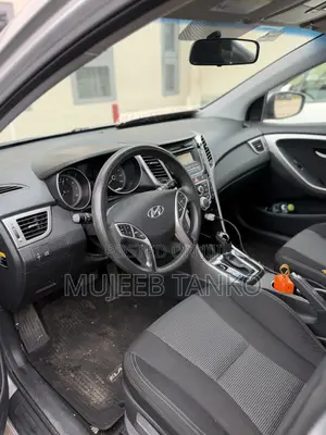 Hyundai Elantra Limited 4dr Sedan (1.8L 4cyl 6A) 2015 Silver