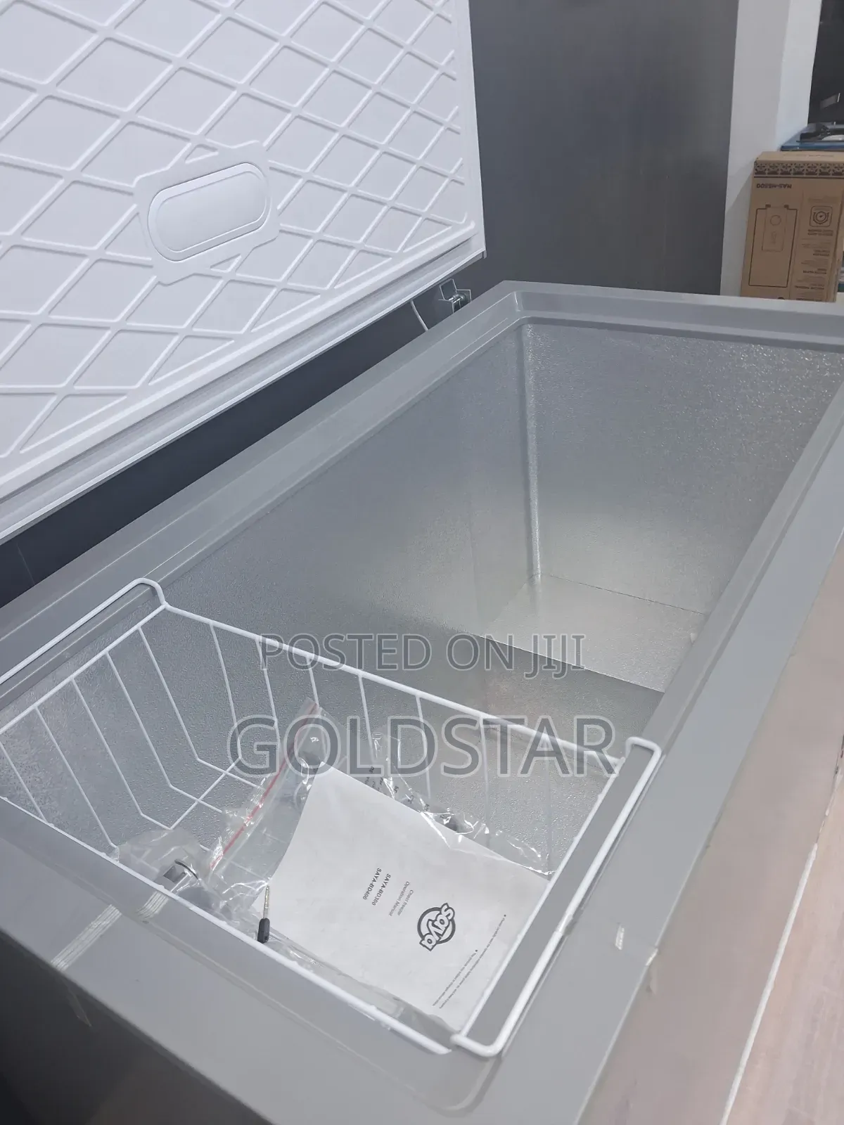 Saya 300L Chest Freezer