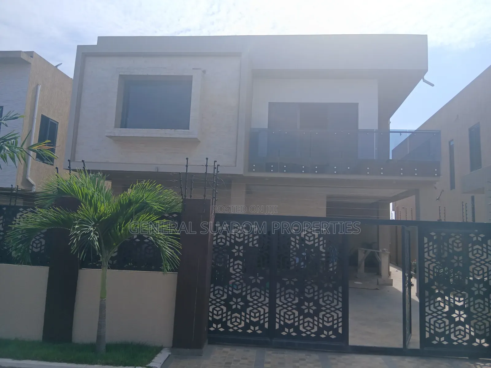 Furnished 4bdrm Duplex in Suadom Properties, Boundary Road Area