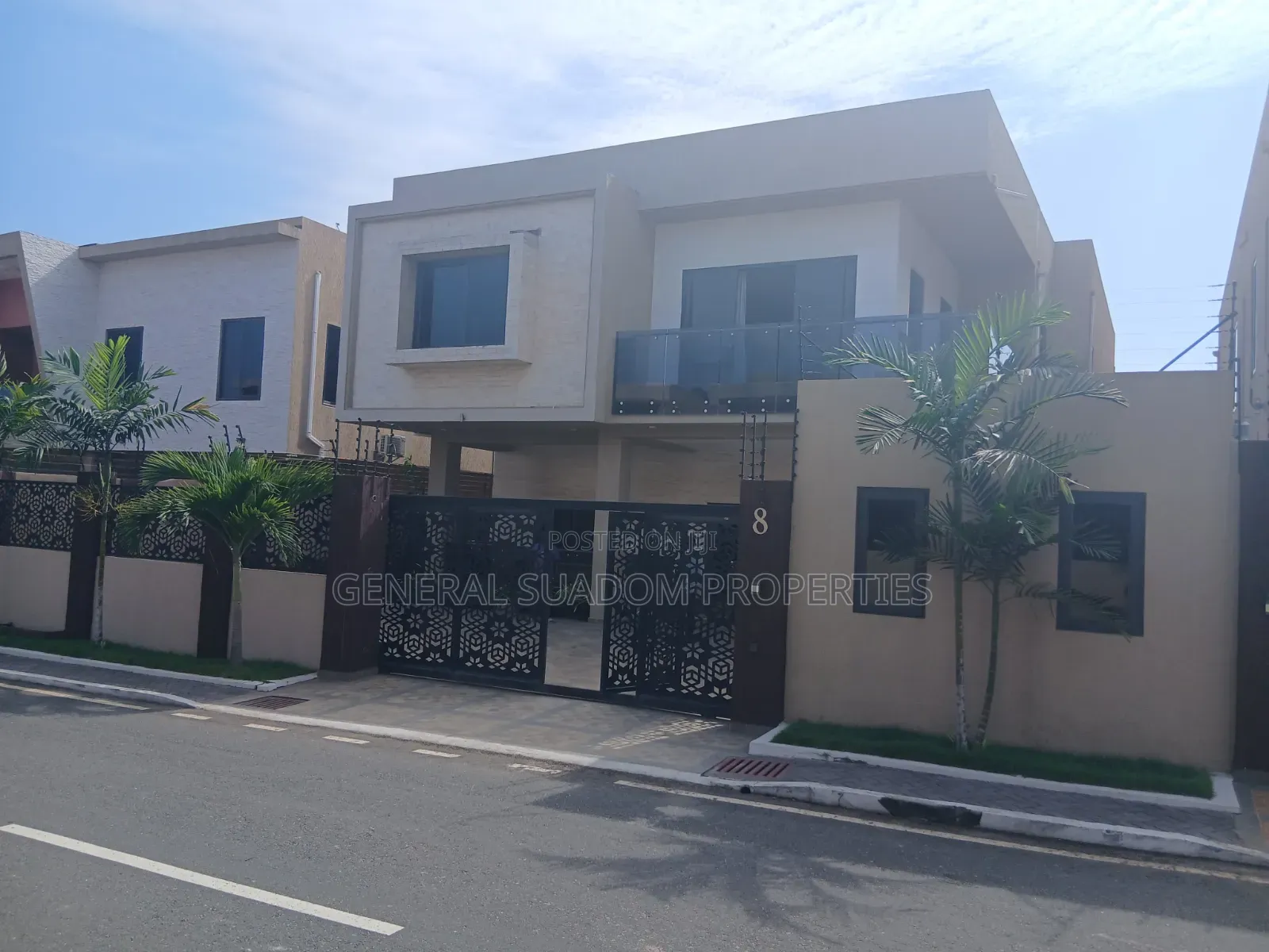 Furnished 4bdrm Duplex in Suadom Properties, Boundary Road Area