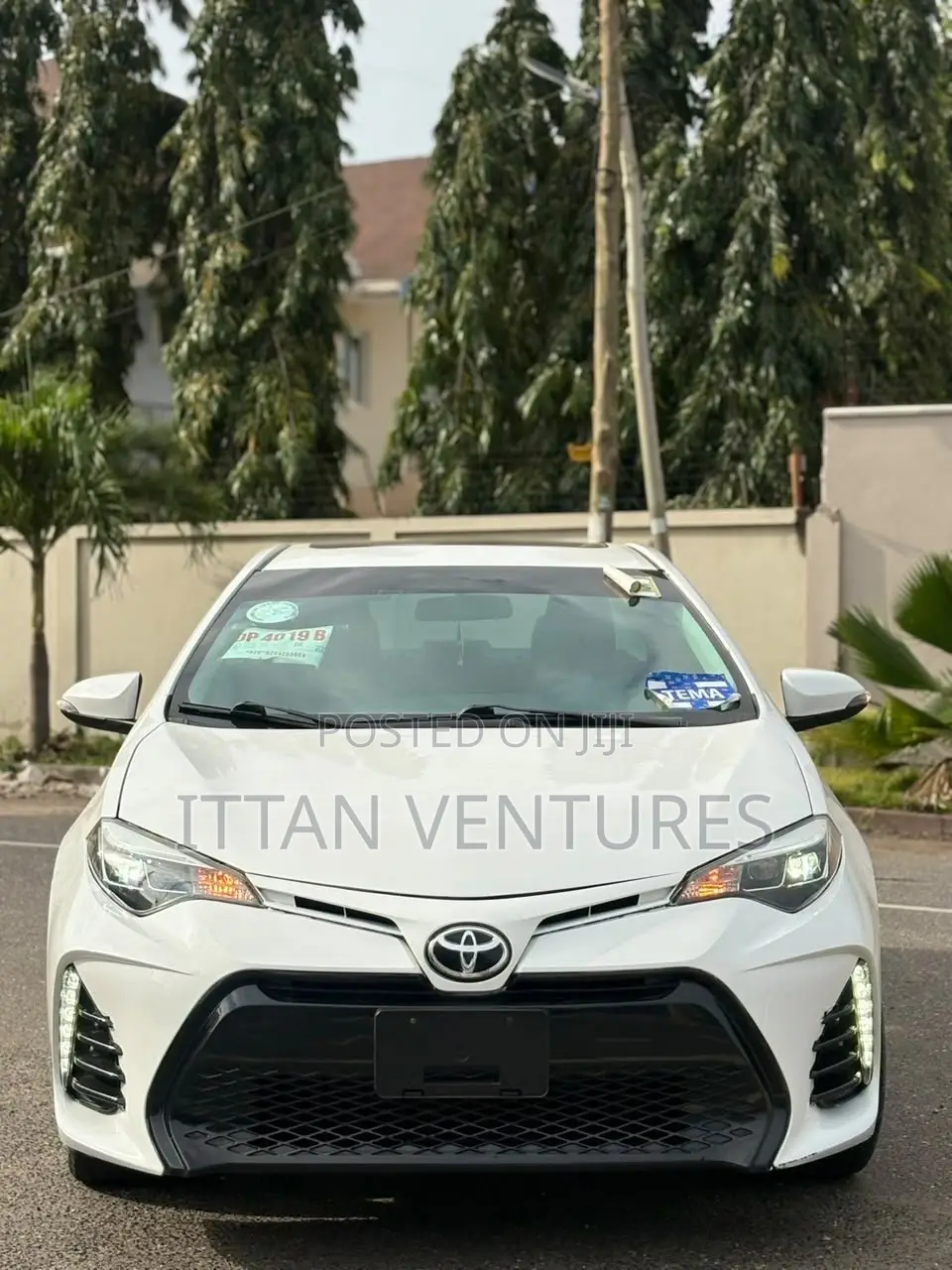 Toyota Corolla S 4dr Sedan (1.8L 4cyl CVT) 2016 White