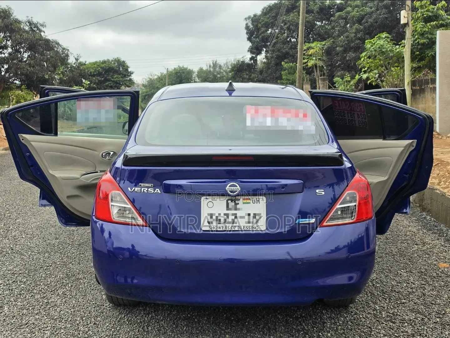 Nissan Versa 2013 Blue