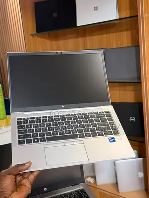 Laptop HP EliteBook 840 G8 16GB Intel Core i7 SSD 256GB