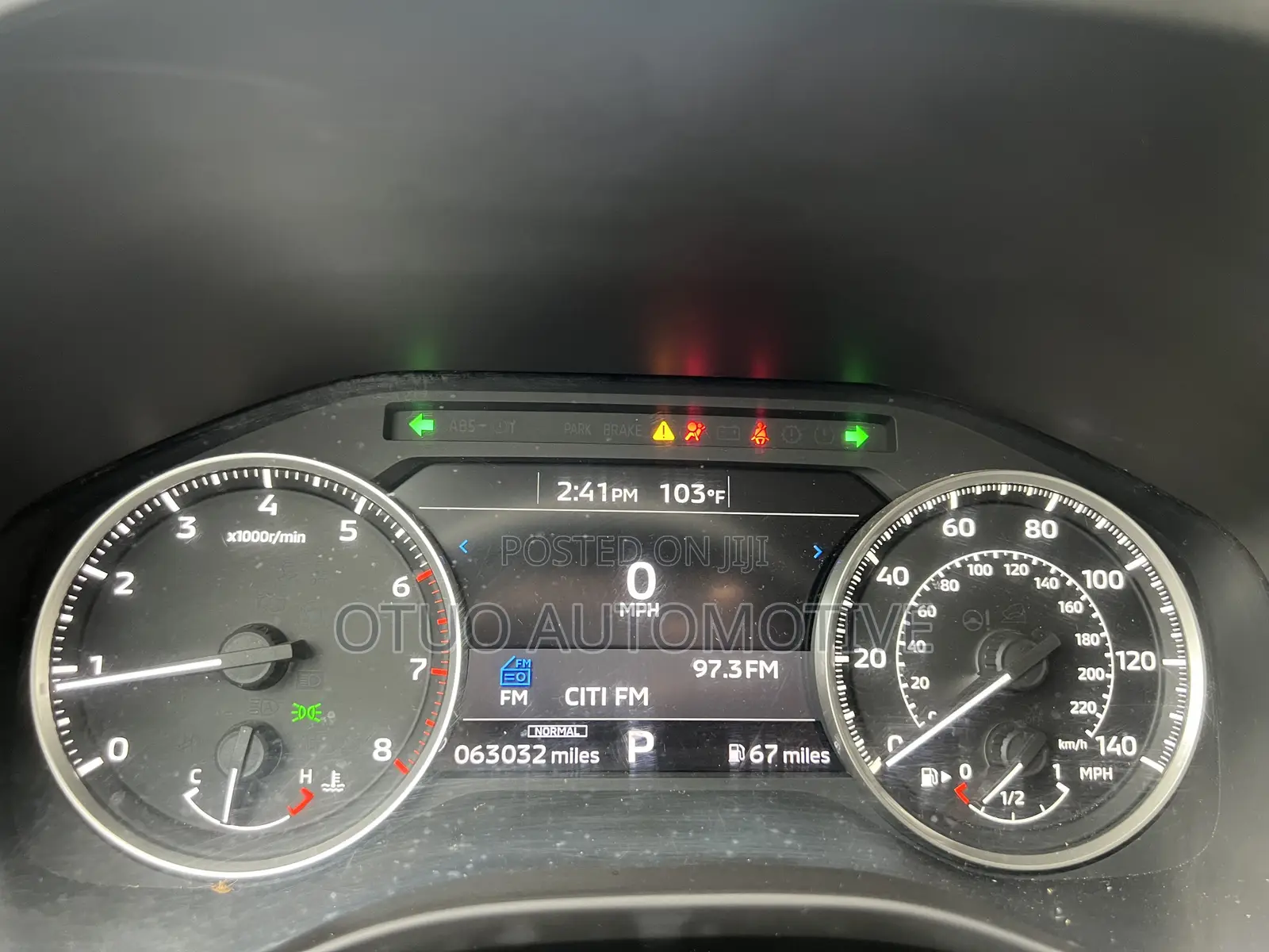 Mitsubishi Outlander 2021 Silver