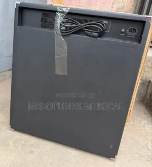 Yamaha BA300 Bass Guitar Combo Amplifier
