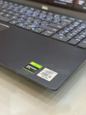 Laptop Dell Vostro 7510 16GB Intel Core i5 SSD 256GB