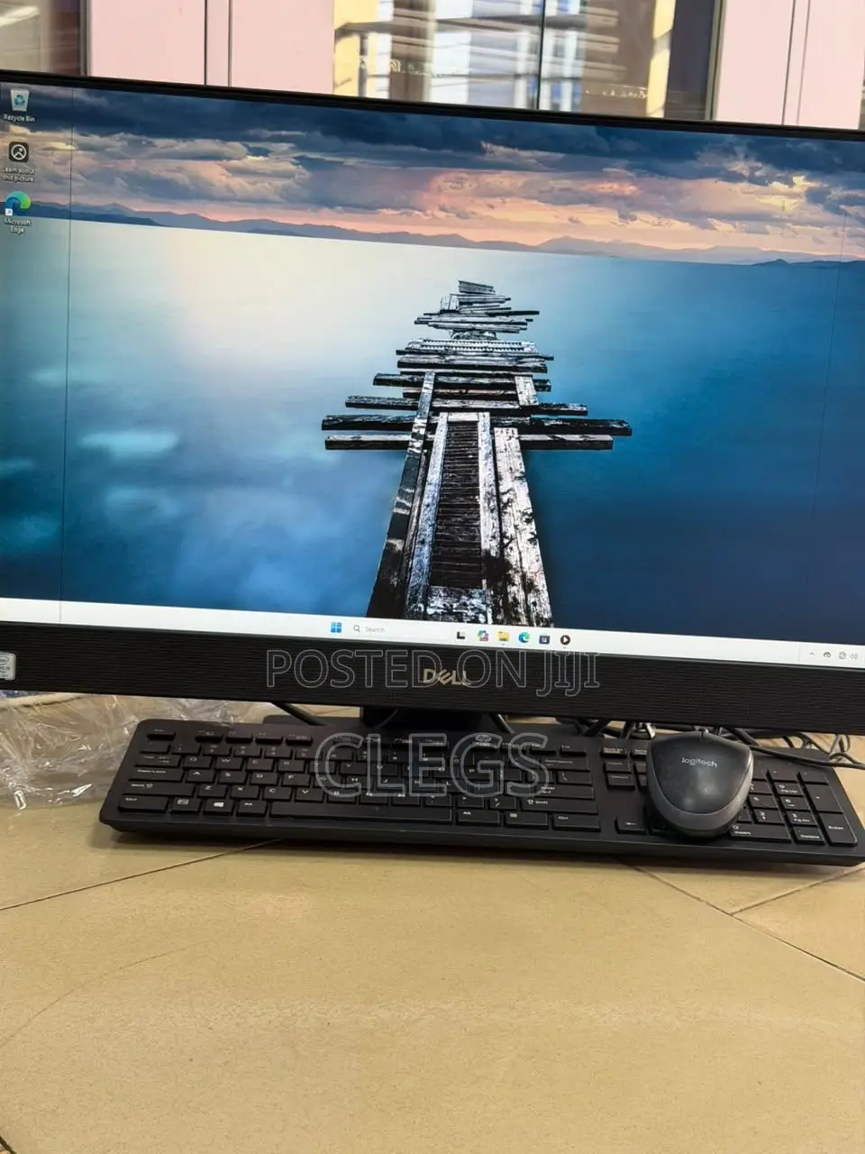 Desktop Computer Dell OptiPlex 7760 8GB Intel Core i5 SSD 512GB
