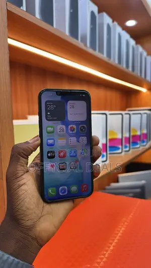 Apple iPhone 13 128 GB Green