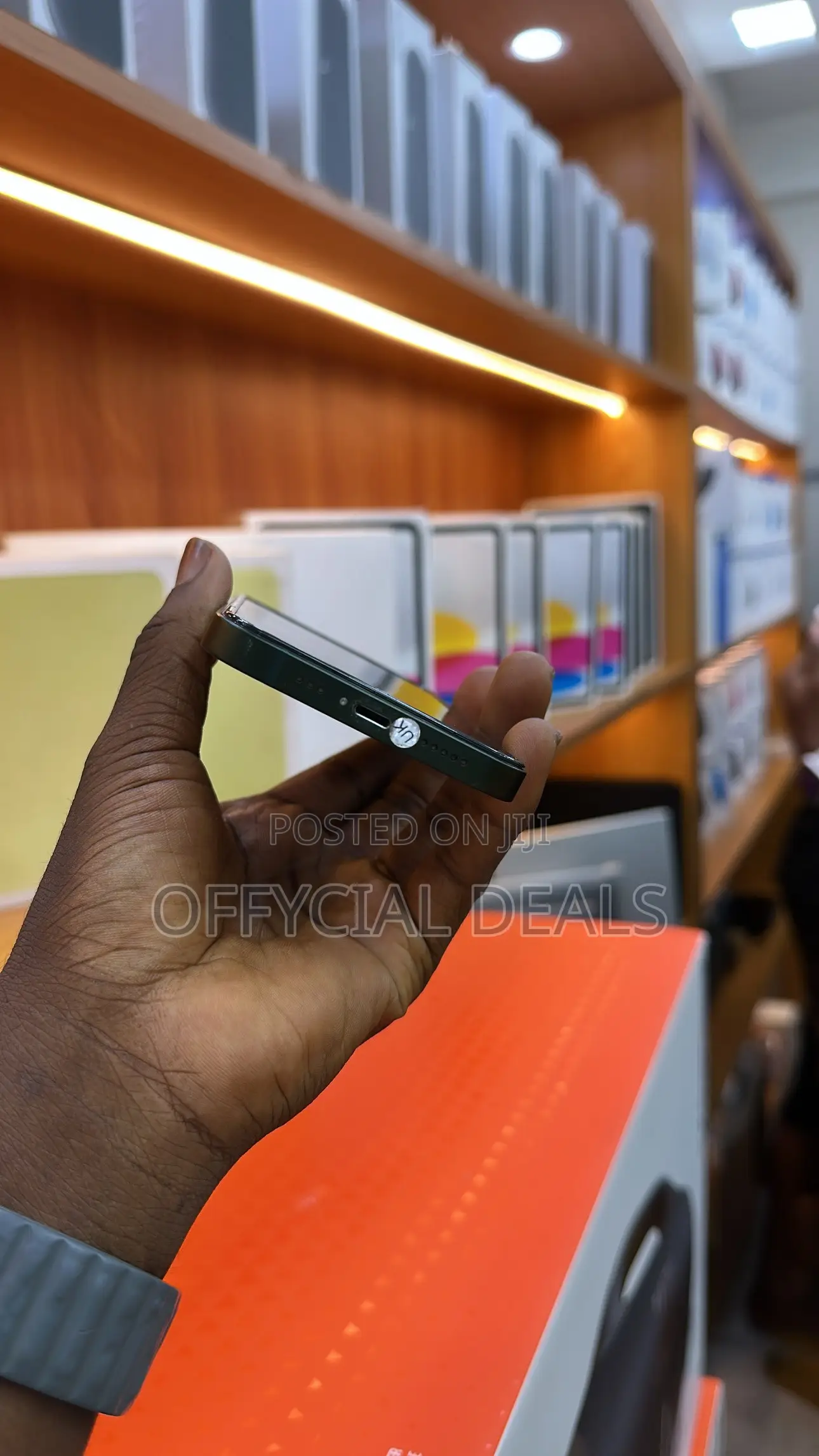 Apple iPhone 13 128 GB Green