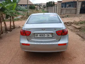 Hyundai Elantra 2.0 2007 Silver