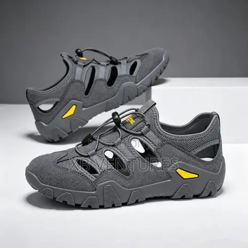 Men's Hollow Breathable Sandals Loafers Beach Shoes - Gray