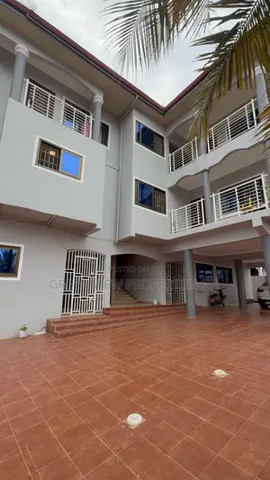 2bdrm Apartment in West Hills Mall Area for rent