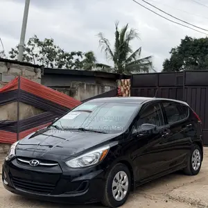 Hyundai Accent Sport Hatchback 2016 Black